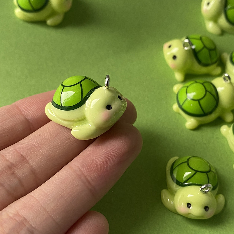 10pcs Funny Green Turtle Resin - Resin Art Keychain 评论和价格