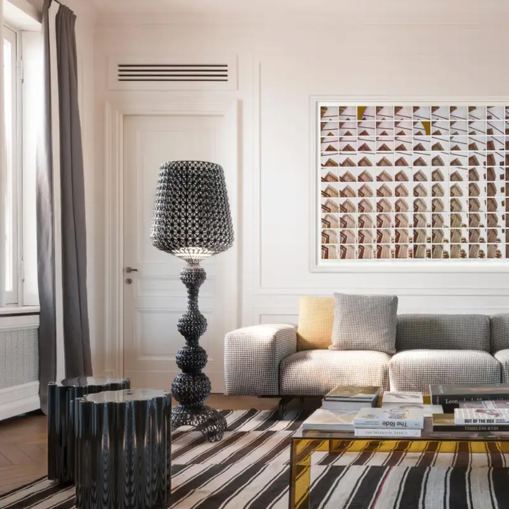 Italian Living Room Hollow-Out - Resin Art On Floor 评论和价格