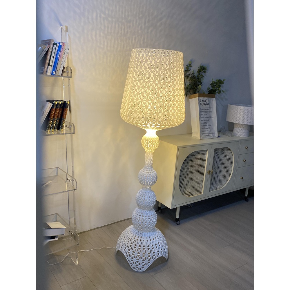 Italian Living Room Hollow-Out - Resin Art On Floor 评论和价格